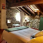 Casona De Saltus, Espectacular Casona En Sotosalbos,10min De Segovia بيت للعطل *