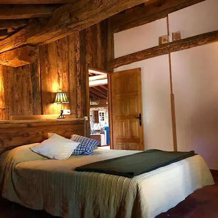 Holiday home Casona De Saltus, Espectacular Casona En Sotosalbos,15min De Segovia