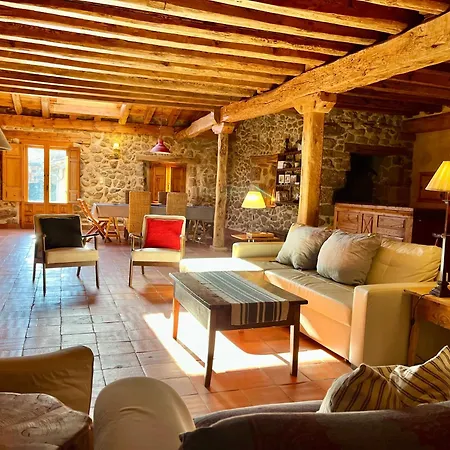 Casona De Saltus, Espectacular Casona En Sotosalbos,10min De Segovia 度假居 *