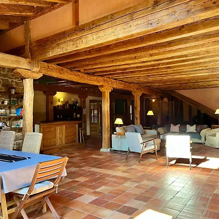 Holiday home Casona De Saltus, Espectacular Casona En Sotosalbos,10min De Segovia Sotosalbos