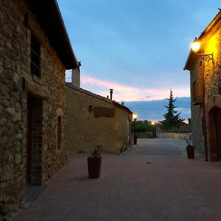 Holiday home Casona De Saltus, Espectacular Casona En Sotosalbos,15min De Segovia *