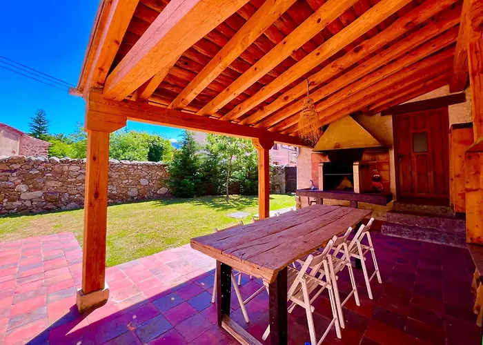 Semesterbostad Casona De Saltus, Espectacular Casona En Sotosalbos,10min De Segovia