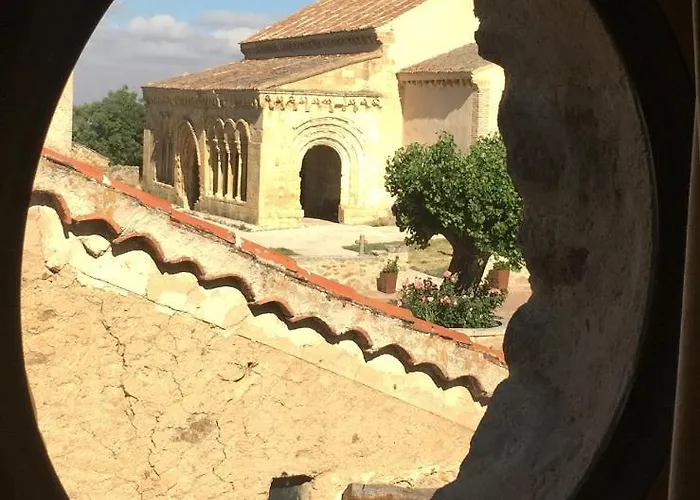 Semesterbostad Casona De Saltus, Espectacular Casona En Sotosalbos,10min De Segovia Sotosalbos