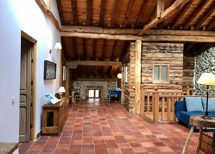 Casona De Saltus, Espectacular Casona En Sotosalbos,10min De Segovia 度假居 *